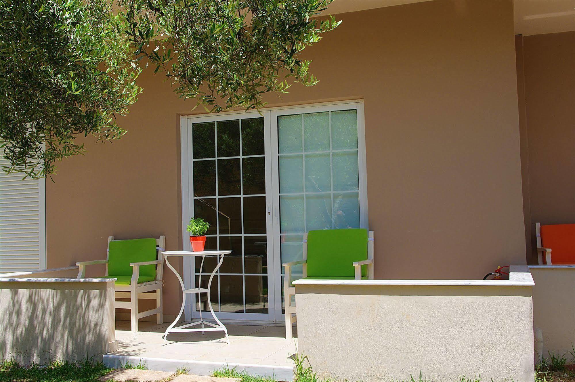 Aparthotel Elea à Kato Daratso Extérieur photo